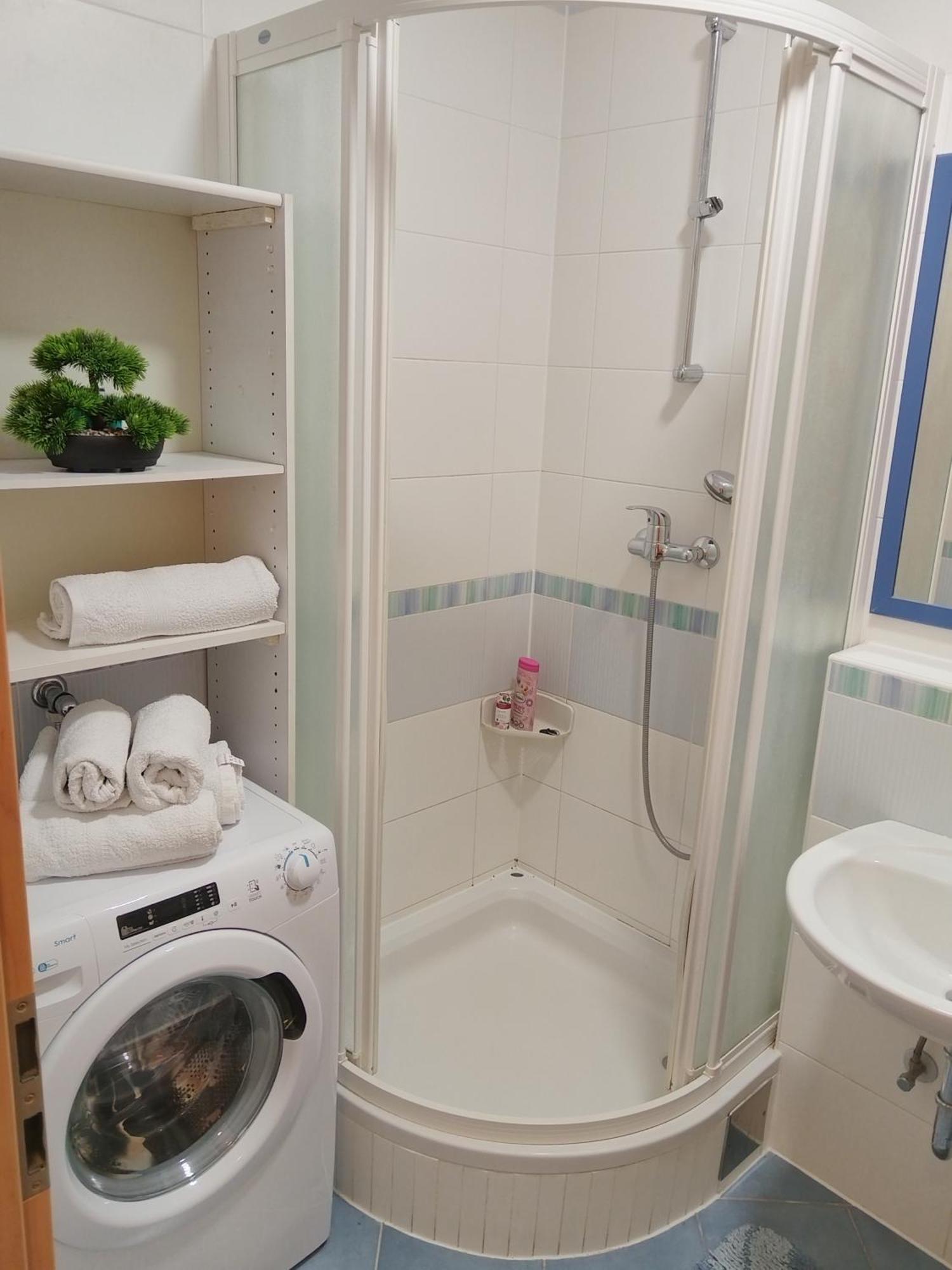 Apartment Ljudmila ヴォディツェ エクステリア 写真