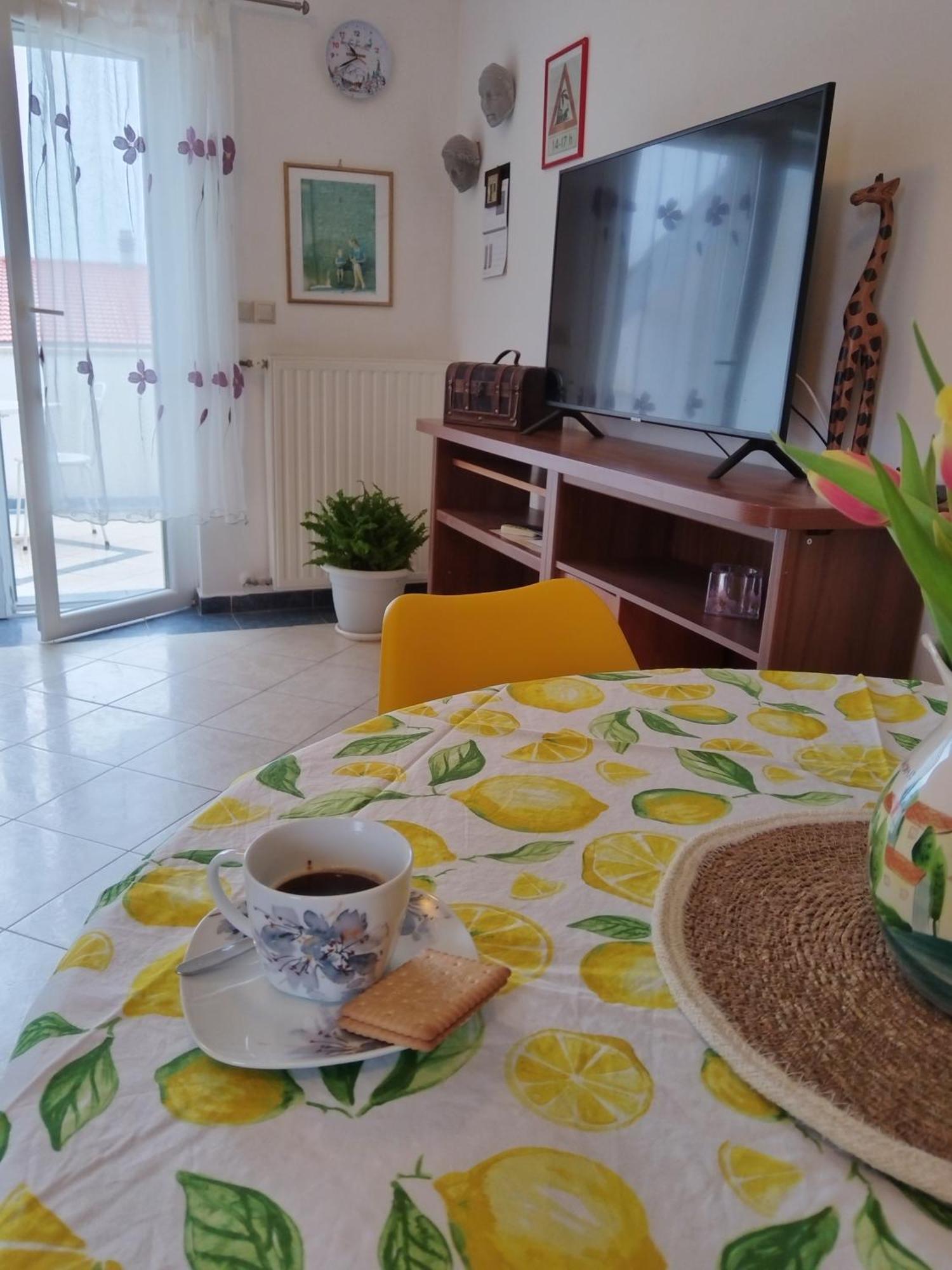 Apartment Ljudmila ヴォディツェ エクステリア 写真
