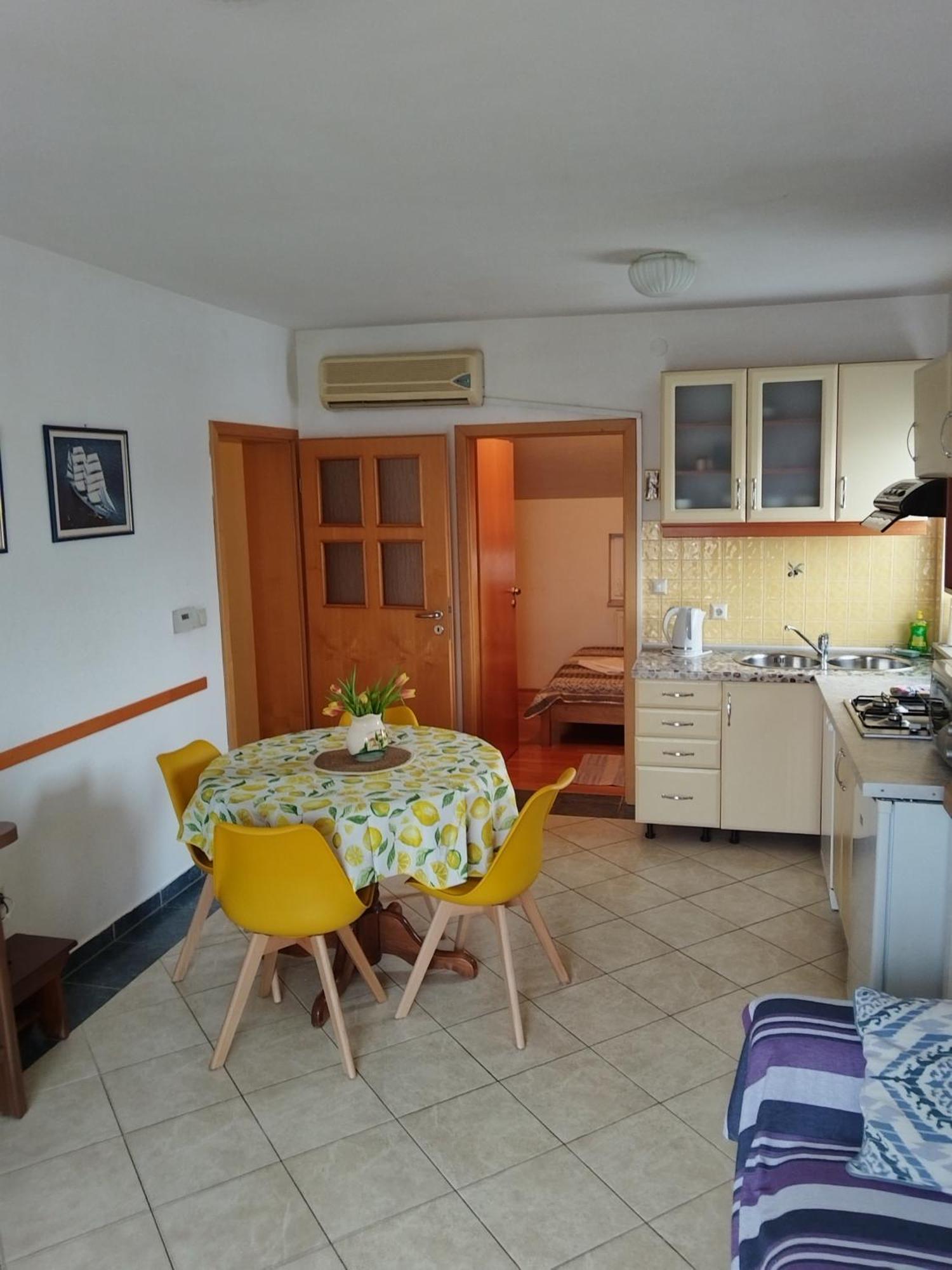 Apartment Ljudmila ヴォディツェ エクステリア 写真